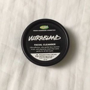 LUSH Ultrabland facial cleanser